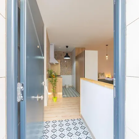 Cozy On An Unbeatable Location - Centre Apartment