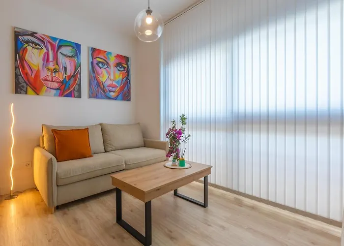 Cozy On An Unbeatable Location - Centre Lejlighed *