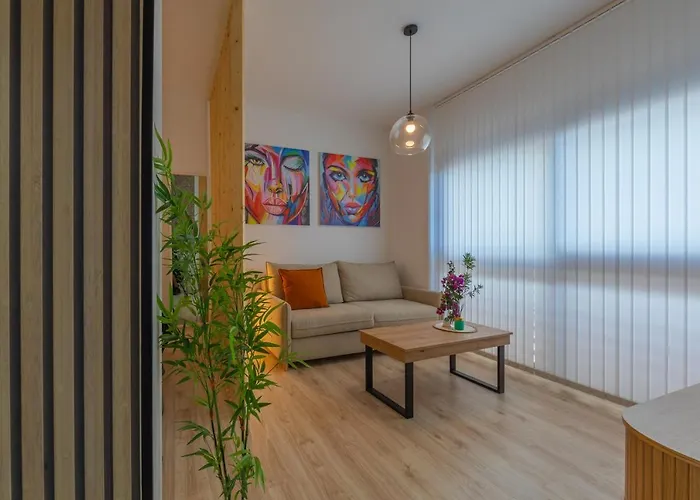 Cozy On An Unbeatable Location - Centre Lejlighed *